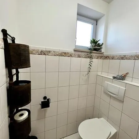 Apartment Sonnige Mit Garten Am Fraenkischen Seenland