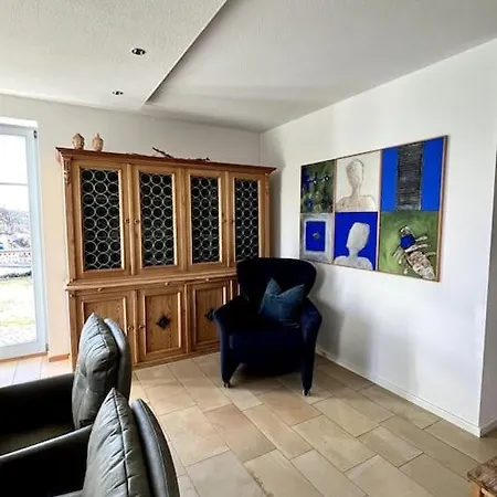 Sonnige Mit Garten Am Fraenkischen Seenland Apartment