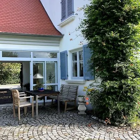 Apartment Sonnige Mit Garten Am Fraenkischen Seenland