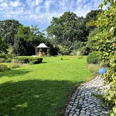 Sonnige Mit Garten Am Fraenkischen Seenland Lägenhet